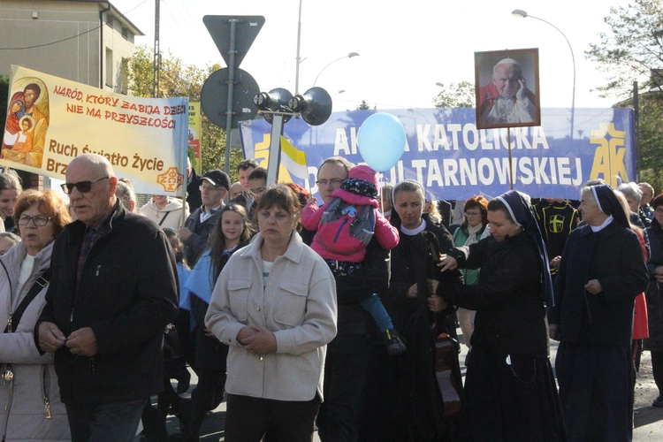 Dębica. Diecezjalny Marsz dla Życia i Rodziny 2024