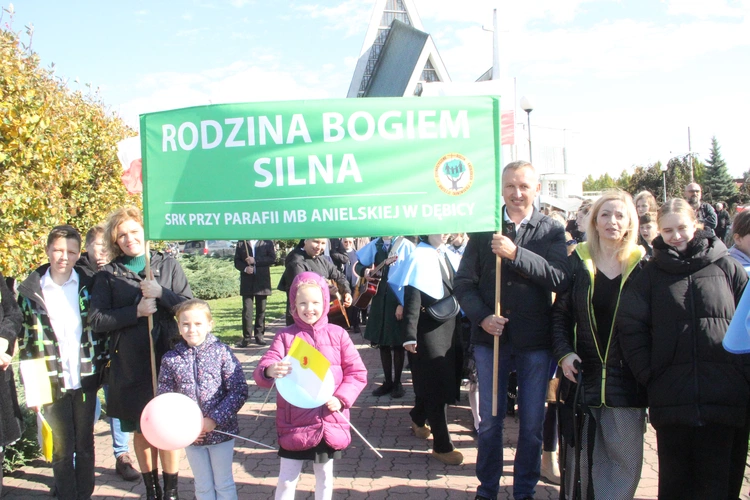 Dębica. Diecezjalny Marsz dla Życia i Rodziny 2024