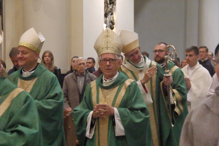 Międzyuczelniania inauguracja roku akademickiego w katedrze Chrystusa Króla oraz wręczenie nagrody "Lux ex Sielsia" cz.1