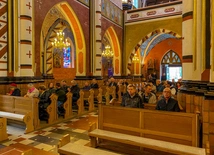 Niesłyszący u Matki