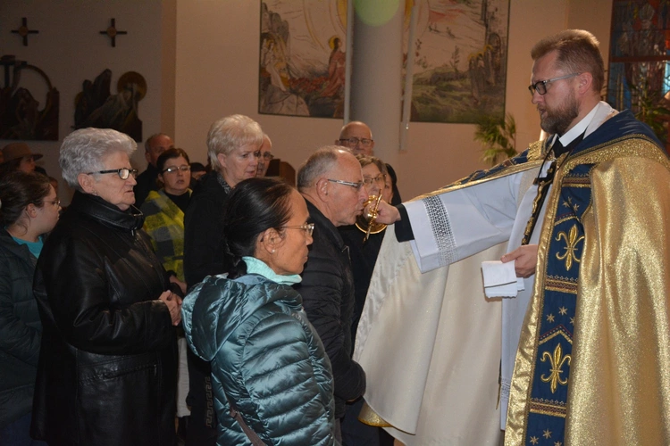 Świniarsko. Wprowadzenie relikwii bł. Jerzego Popiełuszki