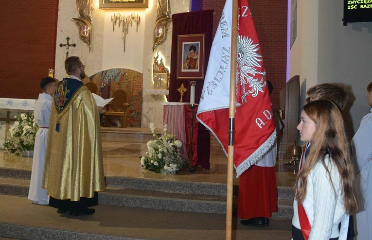 Świniarsko. Wprowadzenie relikwii bł. Jerzego Popiełuszki