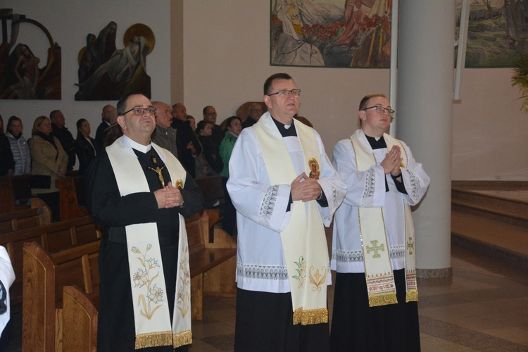 Świniarsko. Wprowadzenie relikwii bł. Jerzego Popiełuszki