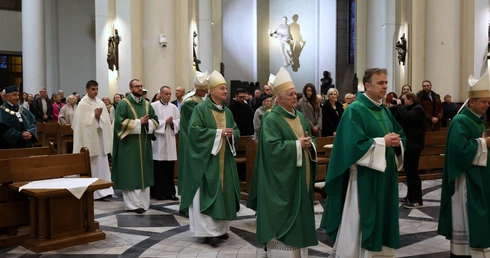Międzyuczelniania inauguracja roku akademickiego w katedrze Chrystusa Króla oraz wręczenie nagrody "Lux ex Sielsia" cz.2