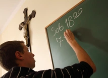 Stowarzyszenie Katechetów Świeckich: dwie obowiązkowe lekcje religii lub etyki