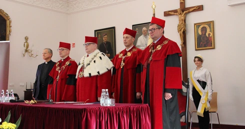 Inauguracja nowego roku akademickiego na PWT