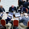 Trzeci tydzień synodu, abp Stankiewicz: naszym celem musi być ewangelizacja
