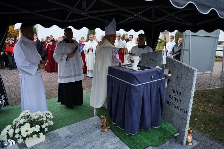 Dzień Dziecka Utraconego w Ostrowcu Świętokrzyskim