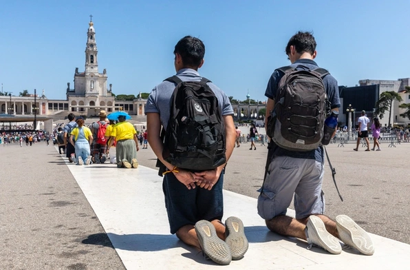 Fatima: dziecięcy różaniec o pokój na świecie