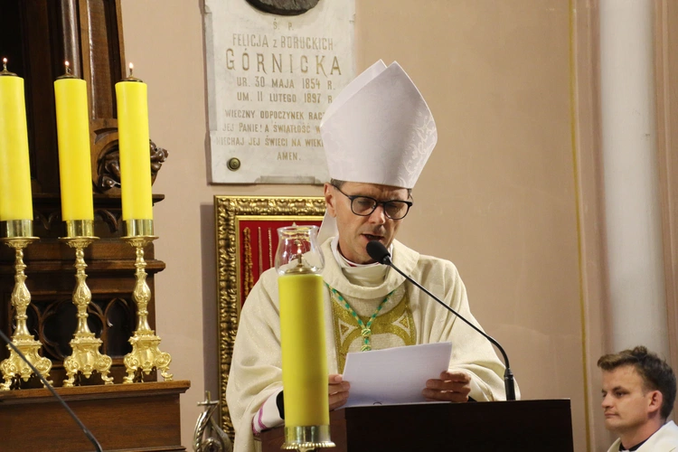 Płock. Pogrzeb dzieci nienarodzonych