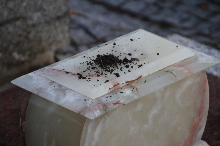 Płock. Pogrzeb dzieci nienarodzonych