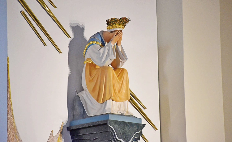 Dębowa figura z sanktuarium jest najstarsza w Polsce.