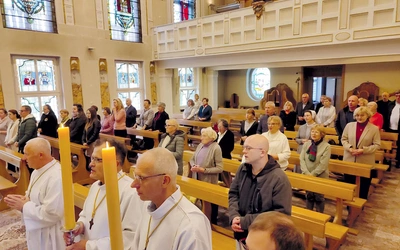 Takie warsztaty nigdy nie są wydarzeniami masowymi – tu nie liczą się liczby, ale zaangażowanie.