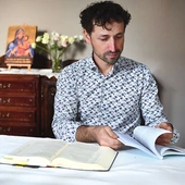 Grzegorz Kamiński zaprasza do wspólnego odkrywania Biblii. Kolejne spotkanie  już 24 października o godz. 19.