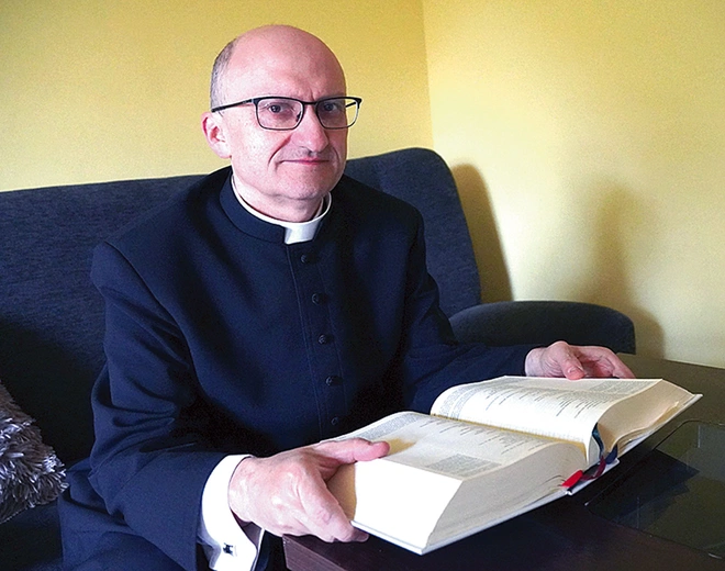 	– Te strofy ukazują również, że Pan zaprasza nas do głębokiej, osobistej relacji z Nim  – mówi ksiądz profesor.