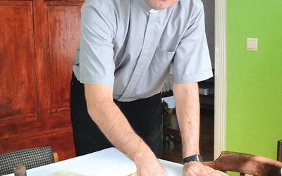 	Ks. proboszcz Sławomir Kwiatkowski. 