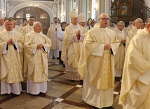 	Mszy św. przewodniczył bp Marek Solarczyk.