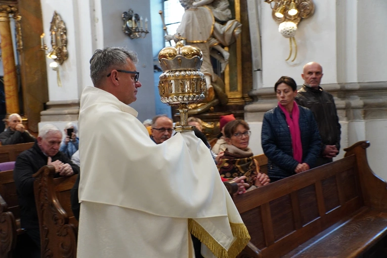 Pielgrzymka chorych do grobu św. Jadwigi Śl.