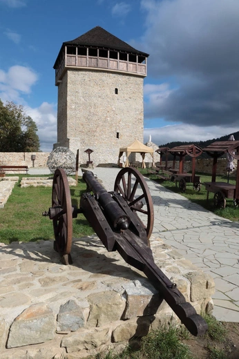 Górska forteca w Muszynie