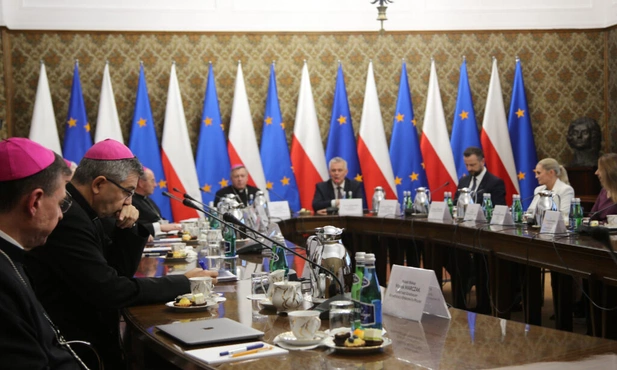 Zebrała się Komisja Wspólna Przedstawicieli Rządu i Episkopatu