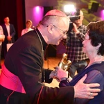 Bp Tadeusz Lityński wręczył stauetki "Lubuski Samarytanin"