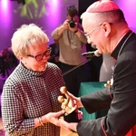 Bp Tadeusz Lityński wręczył stauetki "Lubuski Samarytanin"