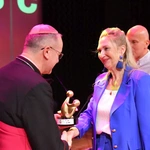 Bp Tadeusz Lityński wręczył stauetki "Lubuski Samarytanin"