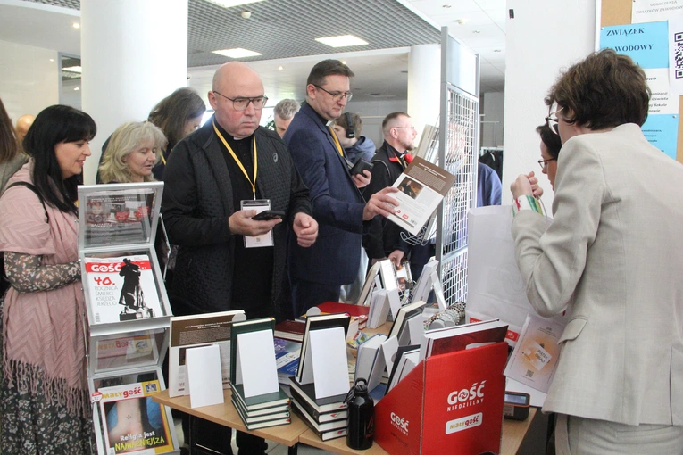 Tarnów. VII Kongres Nowej Ewangelizacji - cz. I