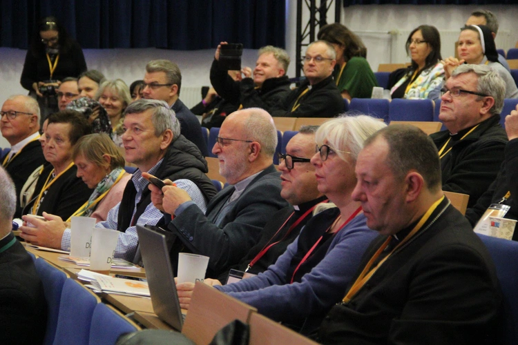 Tarnów. VII Kongres Nowej Ewangelizacji - cz. I