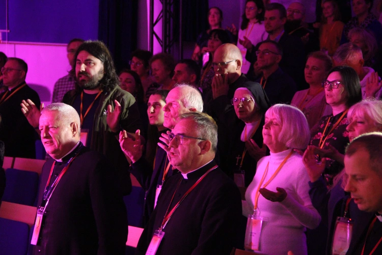Tarnów. VII Kongres Nowej Ewangelizacji - cz. II