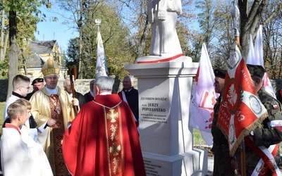 Poświęcenie pomnika ks. J. Popiełuszki 