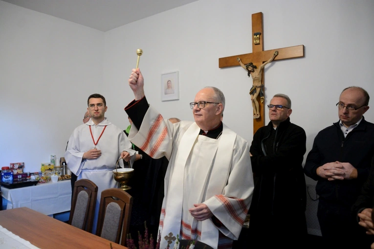 Poświęcenie Domu Towarzyszenia Duchowego "Nazaret" w Jemielnicy