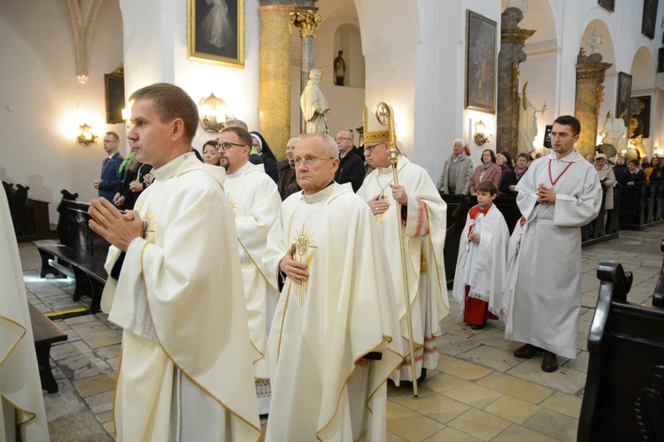 Poświęcenie Domu Towarzyszenia Duchowego "Nazaret" w Jemielnicy