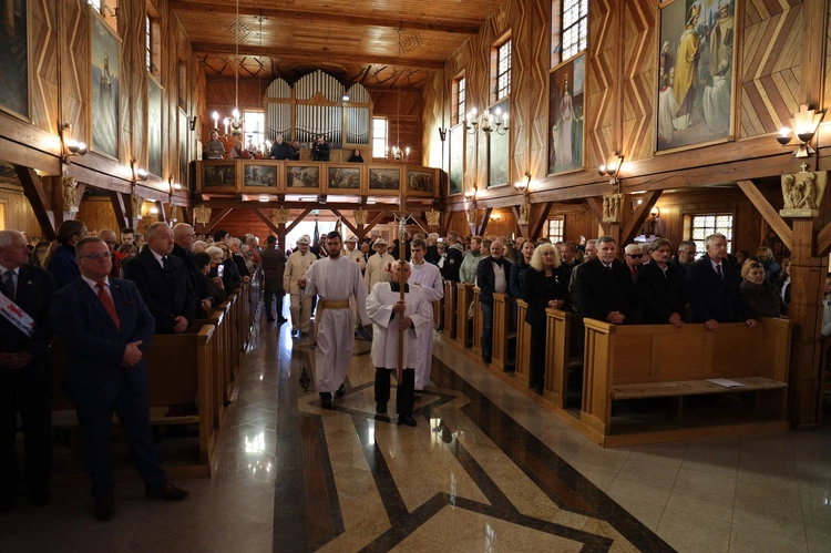 Wprowadzenie relikwii bł. ks. Jerzego Popiełuszki 