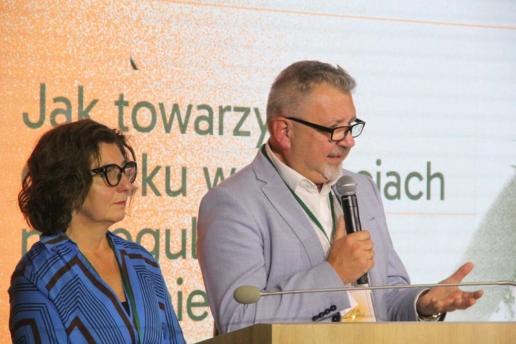 Tarnów. VII Kongres Nowej Ewangelizacji - cz. III