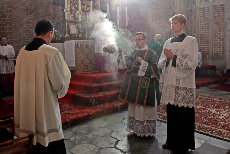 Jubileusz 25-lecia Duszpasterstwa Wiernych Tradycji Łacińskiej z udziałem abp. Kupnego