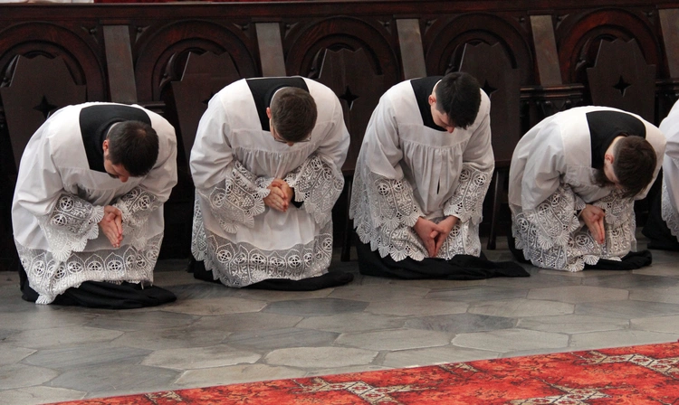 Jubileusz 25-lecia Duszpasterstwa Wiernych Tradycji Łacińskiej z udziałem abp. Kupnego
