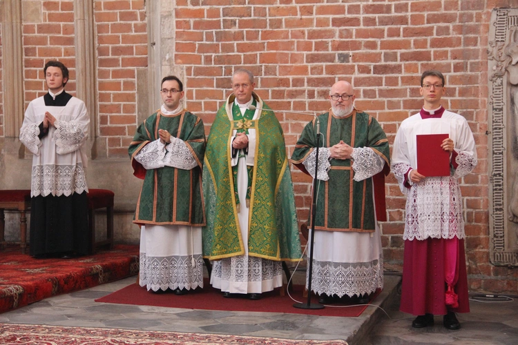 Jubileusz 25-lecia Duszpasterstwa Wiernych Tradycji Łacińskiej z udziałem abp. Kupnego