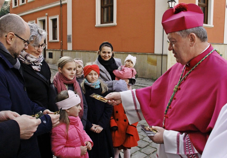 Jubileusz 25-lecia Duszpasterstwa Wiernych Tradycji Łacińskiej z udziałem abp. Kupnego