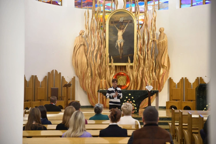 Nie kliki i zasięgi, ale liczy się człowiek
