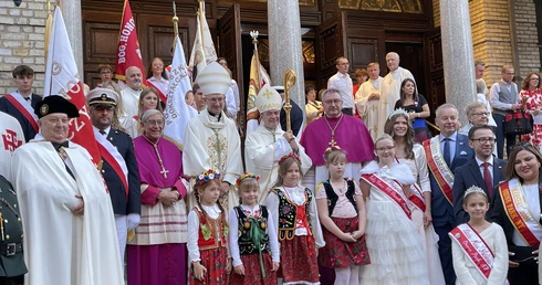 Zmorą naszych czasów jest obojętność i wzruszenie ramion wobec wartości