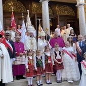 Nowy Jork. Abp Adrian Galbas przewodniczył Mszy św. z okazji Dnia Dziedzictwa Polskiego