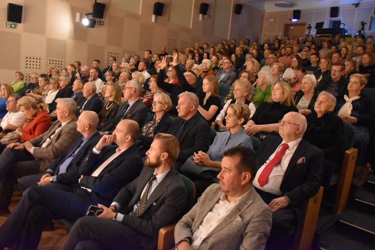 Przasnysz. 15-lecie Teatru Trzech Pokoleń