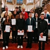 Eksplorator kosmosu, pianista, strażaczka i ekonomistka