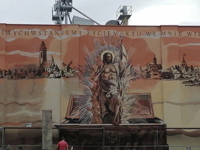 Mural z Chrystusem Zmartwychwstałym