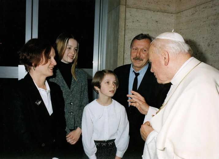 46 lat temu rozpoczął się pontyfikat św. Jana Pawła II - papieża rodziny