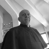 Zmarł ks. Karol Świostek