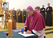 Patron jedności i pokoju, przyjaciel z tamtej strony życia