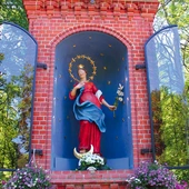 Matemblewska Madonna od ponad 250 lat czuwa nad tymi, którzy się do Niej uciekają.