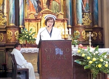 Eucharystia w sanktuarium Matki Bożej Nieustającej Pomocy. 